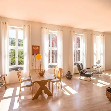 Nationalpark Loft In Alter Schule דירה שליידן